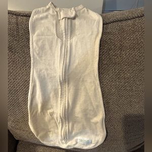 Woombie Air swaddle, 0-3 months, 5-13 pounds